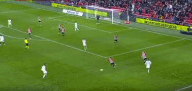 半场战报：国米0-0米兰，劳塔罗、阿切尔比中柱