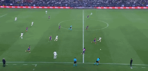 可靠消息来源透露，利物浦球星萨拉赫被弃用，而阿内·斯洛特则表示“毫不知情”。