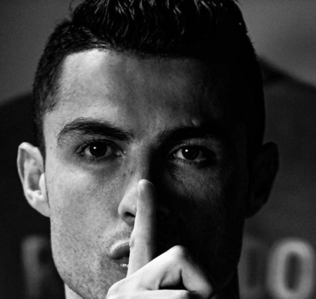 内蒙古多地滑雪场“开板”迎客，冬季旅游迅速升温